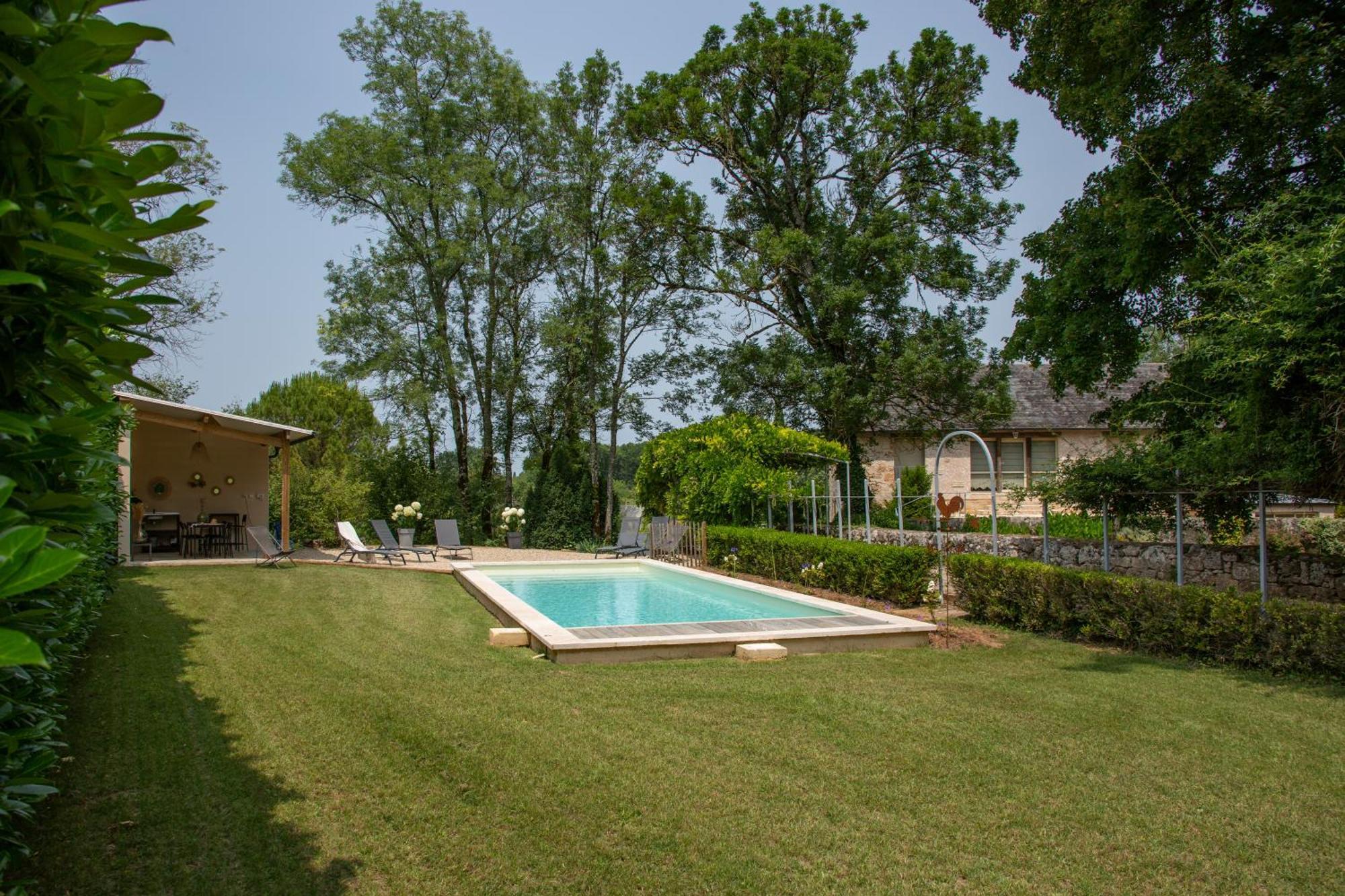 Le Moulin De La Maison Des Templiers Villa Saint-Cernin-de-Larche Luaran gambar